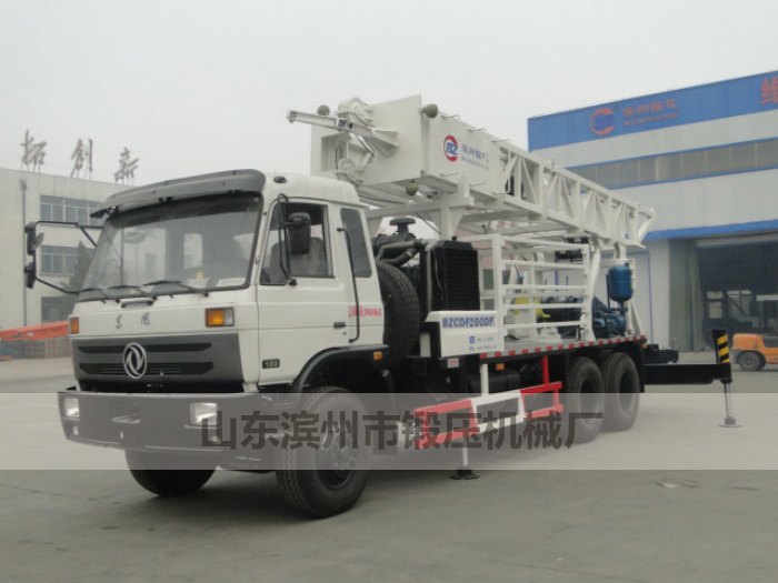 BZCDF200DF車載式反循環(huán)動(dòng)力頭鉆機(jī)